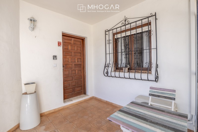 Venta - Villa mediterránea frente a la Cala Baladrar con un gran potencial en, Benissa Costa Blanca! 